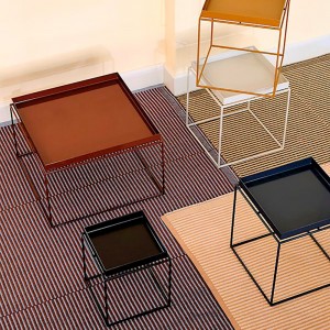 Mesa auxiliar multifuncional Tray M de HAY con gran diseño elegante y versatil.