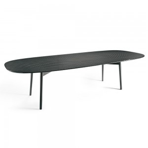 Mesa con cantos redondeados Coral Beach de Fiam. Mesas de vidrio para comedor y salón.