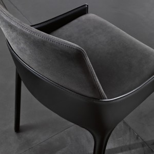 Silla Plié de Fiam. Sillas de diseño moderno para comedor. Sillas tapizadas.