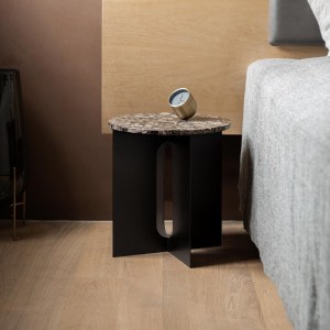 Mesa auxiliar Androgyne Acero de de Audo Copenhagen. Mesas modernas.