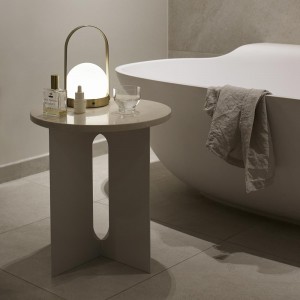 Mesa auxiliar Androgyne Acero de de Audo Copenhagen. Mesas modernas.