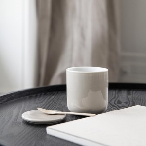 Mesa turning auxiliar de Audo Copenhagen. Mesas modernas.