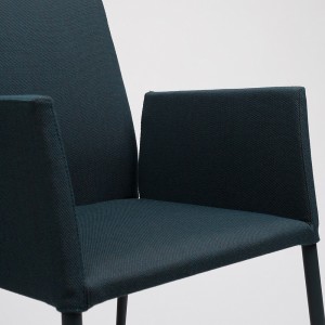 Sillón Moka Ondarreta. Sillas modernas. Sillas de interior.