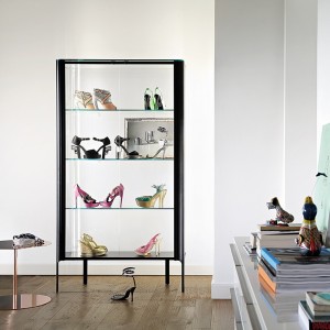 Vitrina Aura de Fiam. Muebles modernos italianos. Vitrinas con luz LED.