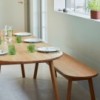 Mesa de madera Triangle de Hay elegante y moderna estilo nordico original.