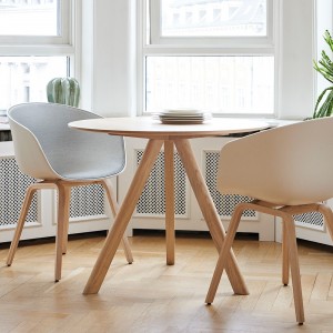 Mesa Copenhague CPH20 Hay. Mesa moderna de diseño y calidad Nórdica.
