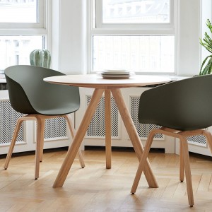 Mesa Copenhague CPH20 Hay. Mesa moderna de diseño y calidad Nórdica.