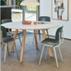 Mesa de madera moderna Copenhague CPH25 Round de HAY.