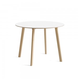 Mesa Copenhague Deux CPH220 de Hay. Mobiliario de diseño moderno para interior.