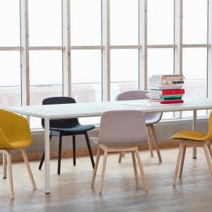 Mesa moderna T12 de HAY para comedor de Diseño nórdico elegante y comodo.