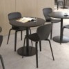 Silla compacta de diseño. Moderna Silla Ears en madera para interiores.