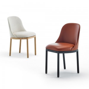 Silla Aleta base madera de Viccarbe.