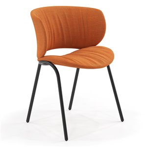 Silla Funda con base metálica de Viccarbe. Diseño ideal para espacios interiores. 