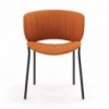 Silla Funda con base metálica de Viccarbe. Diseño ideal para espacios interiores. 