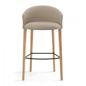 Taburete Copa base cuatro patas madera Viccarbe. Elegante diseño tapizado.