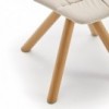 Silla Maarten tapizada base giratoria madera Viccarbe para interiores.