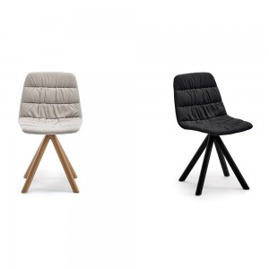 Silla Maarten tapizada base giratoria madera Viccarbe para interiores.