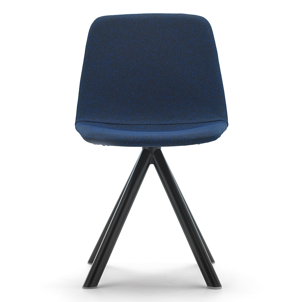Silla Maarten tapizada de Viccarbe. Mobilario de diseño para contract.