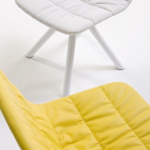 Silla Maarten tapizada de Viccarbe. Mobilario de diseño para contract.