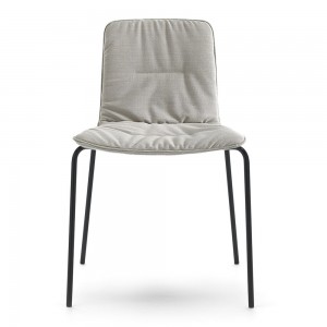 Silla Klip de Viccarbe. Sillas tapizadas de diseño moderno para contract.