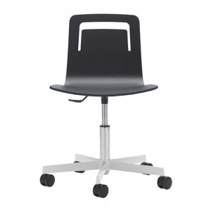 Silla Klip de Viccarbe. Mobilario de diseño moderno para contract. Con ruedas