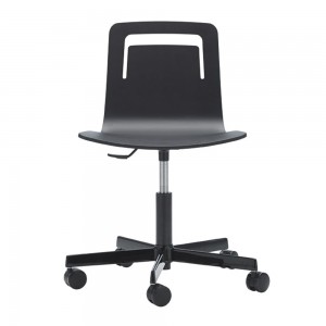Silla Klip de Viccarbe. Mobilario de diseño moderno para contract. Con ruedas