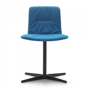 Silla Klip de Viccarbe. Mobilario de diseño moderno para contract. Tapizado
