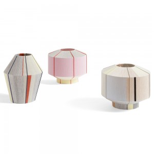 Lámpara Bonbon de sobremesa de HAY. Diseño moderno de iluminación para el hogar.
