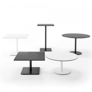 Mesa Bar Stan cuadrada de Viccarbe. Mobilario de diseño para interior.