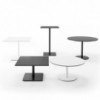 Mesa Bar Stan cuadrada de Viccarbe. Mobilario de diseño para interior.
