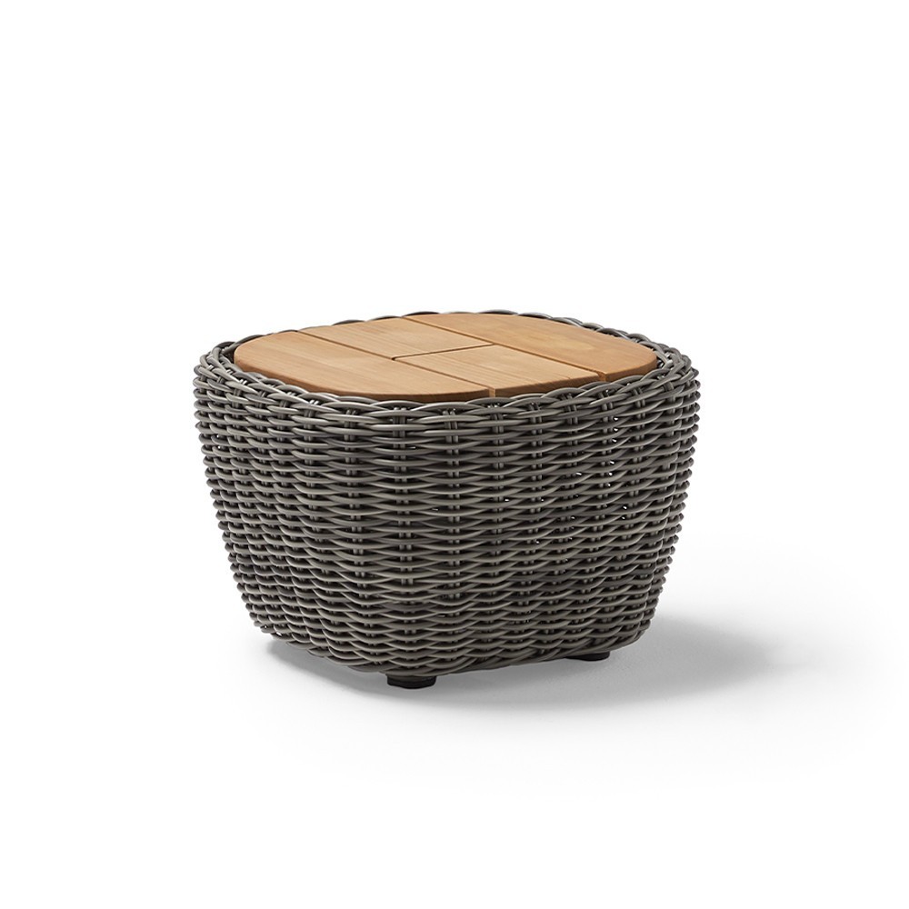 Mesa auxiliar tejida Heritage de Point. Muebles de exterior jardín terraza.