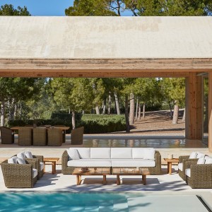 Mesa rincón Heritage de Point. Muebles de exterior jardín terraza.