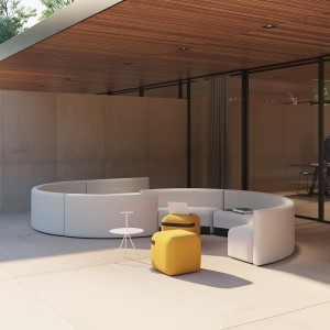 Pouf Season Outdoor de Viccarbe. Diseño cuadrado moderno para contract.