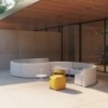 Pouf Season Outdoor de Viccarbe. Diseño cuadrado moderno para contract.