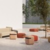 Pouf Season Outdoor de Viccarbe. Diseño cuadrado moderno para contract.