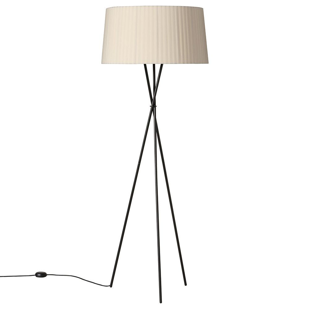 Lámpara pie Trípode G5 de Santa & Cole. Lámparas de diseño moderno y elegante.