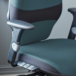 Silla Extend 200 de RH Sillas. Sillas de oficina.  Sillas con ruedas.