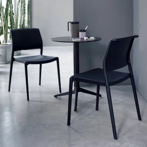 Silla Ara 310 de Pedrali. Sillas de diseño moderno. Sillas de plástico.