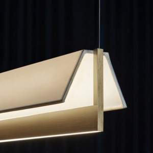 Lámpara suspensión Fly Contardi con diseño moderno, retro y elegante.