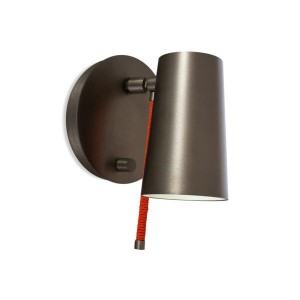 Aplique Up Contardi  con diseño moderno, elegante y llleno de lujo.