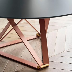 Mesa Delta Redonda 130 de Bontempi. Mesas fijas modernas de diseño italiano.