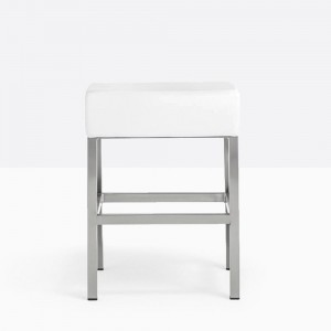 Taburete Cube XL 1453 de Pedrali. Taburetes de diseño. Taburetes para hotel.