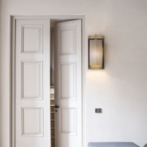 Lámpara aplique Coco exterior Contardi con diseño elegante, vanguardista y moderno.