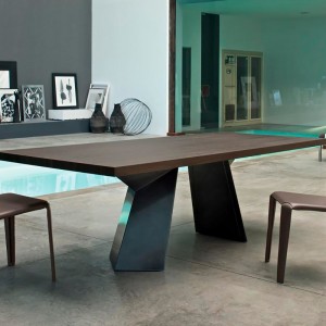 Mesa Fiandre de Bontempi. Mesas modernas para comedor de diseño italiano.