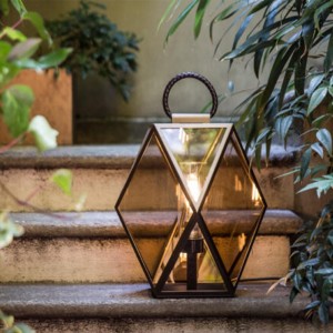 Lámpara suelo Muse farol exterior Contardi con diseño elegante, vanguardista y moderno.