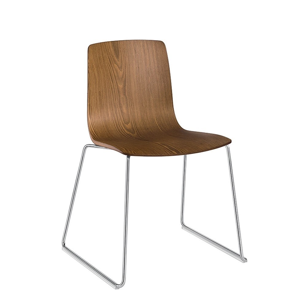 Silla Aava madera patín Arper. Sillas modernas de diseño para hogar.