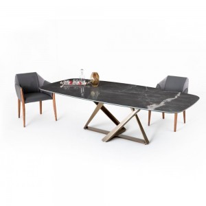 Mesa Millennium Cantos Redondeados de Bontempi. Mesas de comedor de diseño.
