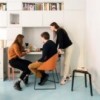 Silla Cila polipropileno patín Arper. Diseño moderno para interiores.
