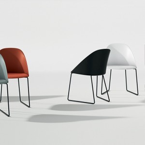 Silla Cila polipropileno patín Arper. Diseño moderno para interiores.