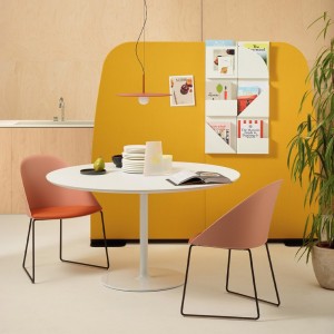 Silla Cila cojín patín Arper. Diseño moderno para interiores.